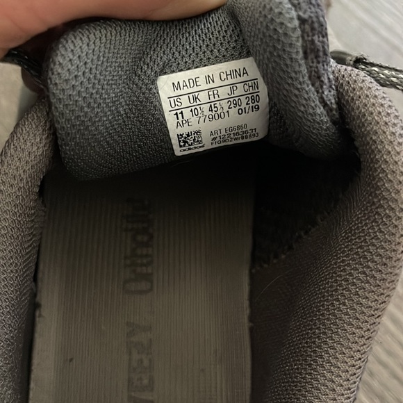 YEEZY BOOST 700 v2 ‘GEODE’ size 11 - Picture 8 of 8